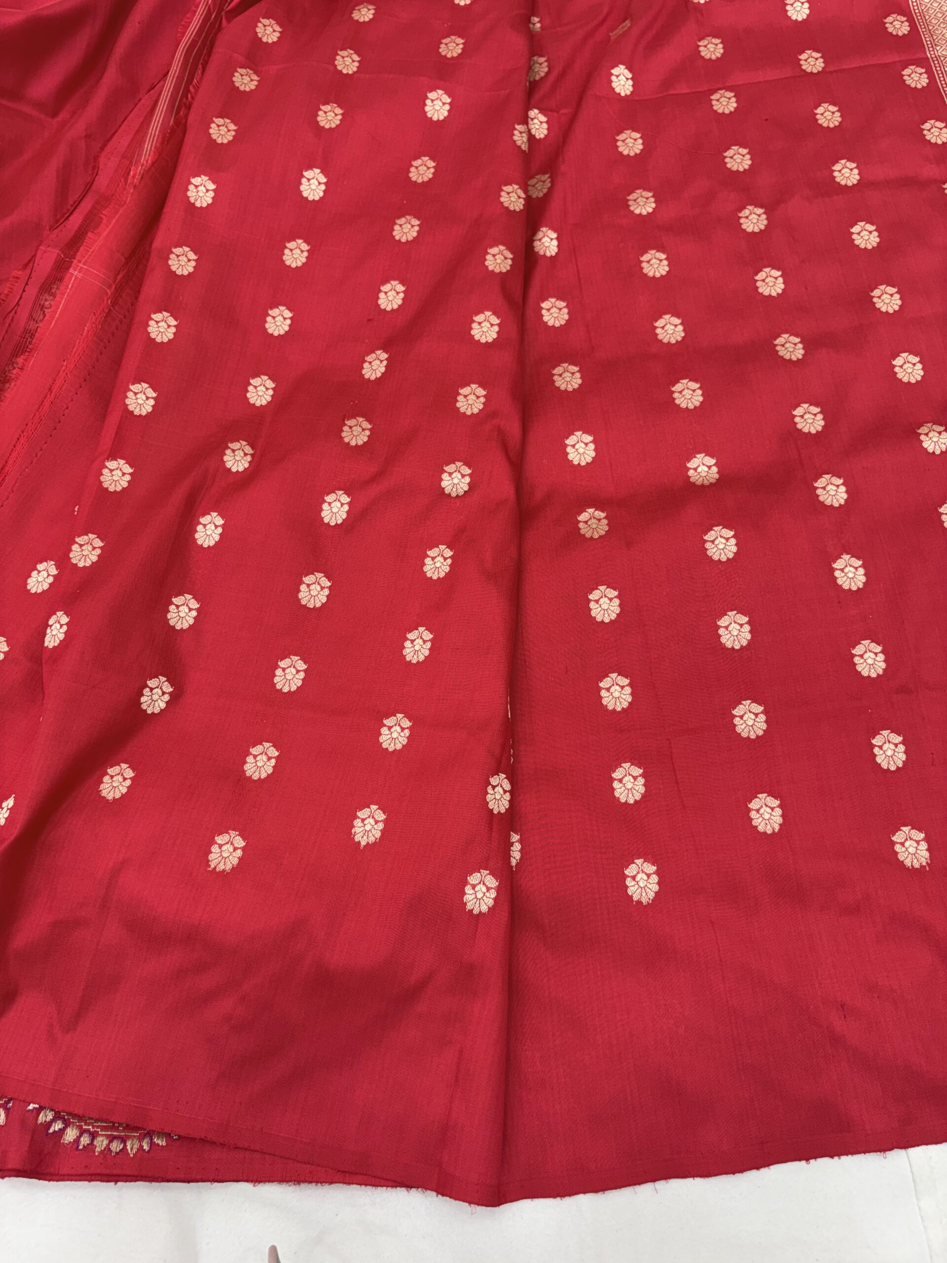 Grand Silk Banarasi Celebration Saree - Image 2