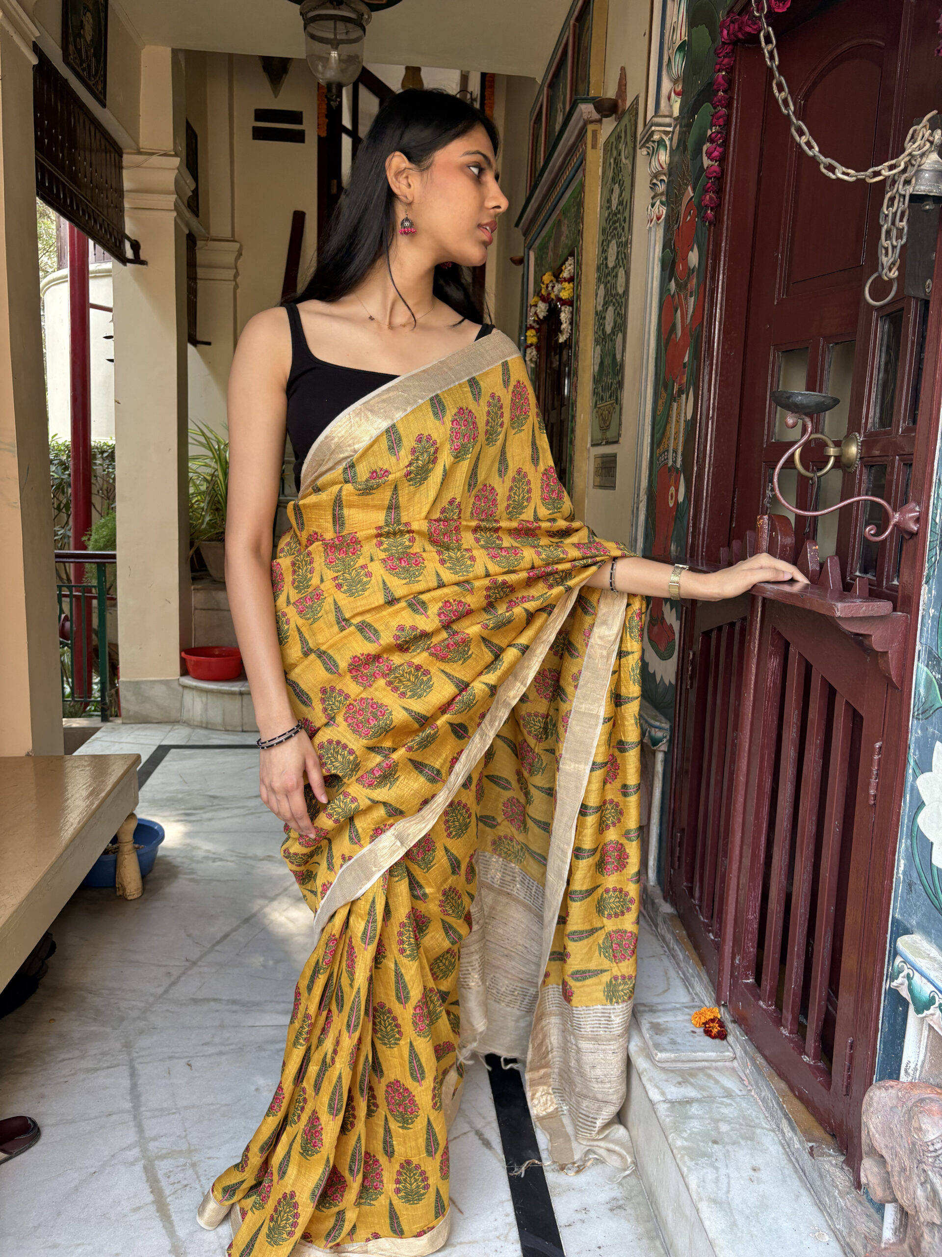 Pure moonga sunheri phool saree-YUVIKA - Image 5