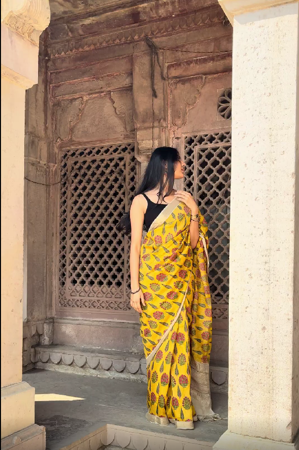 Pure moonga sunheri phool saree-YUVIKA - Image 4