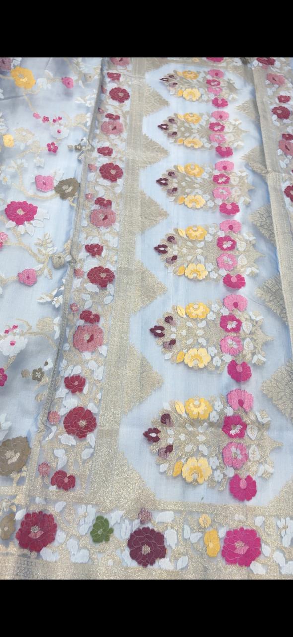 Pure Handloom Kora Organza Statement Saree - Image 2