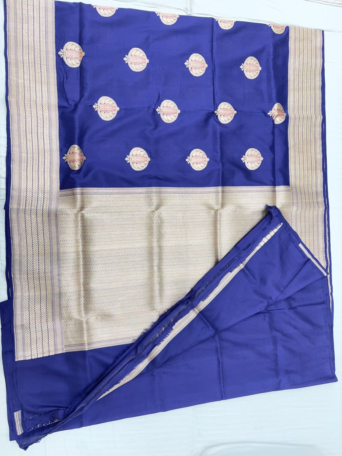 Pure Katan Silk Kadhwa Saree - Image 2