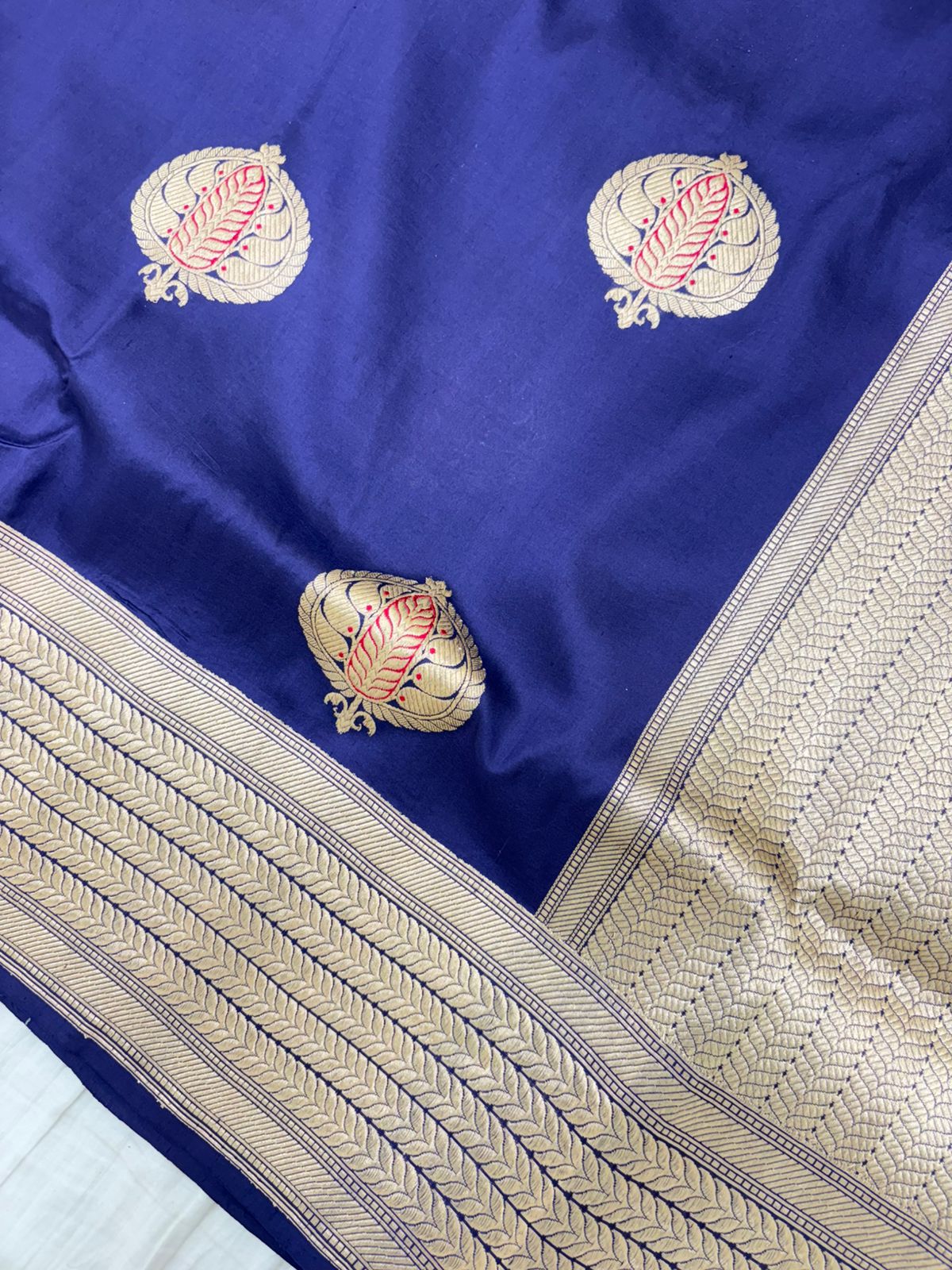 Pure Katan Silk Kadhwa Saree - Image 6